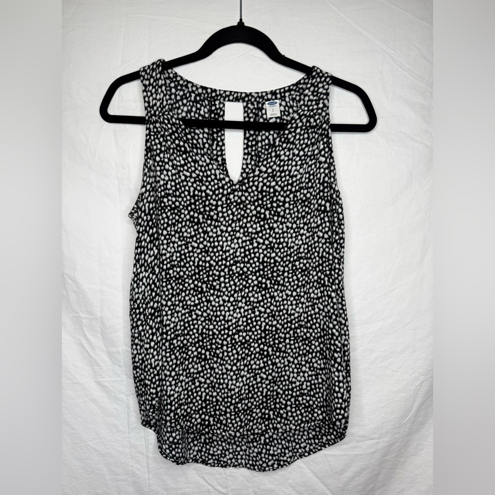 Old Navy Black and Spotted White Patterned Blouse.